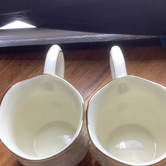 Two Party Lite Holly Leaf Collection Demitasse Cups - Picture 9 of 9